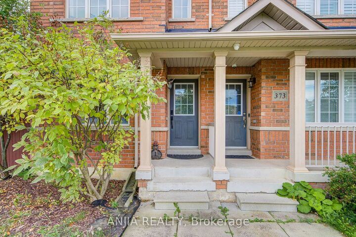 Property Photo: 375 White's Hill Avenue ON L6B 0J3