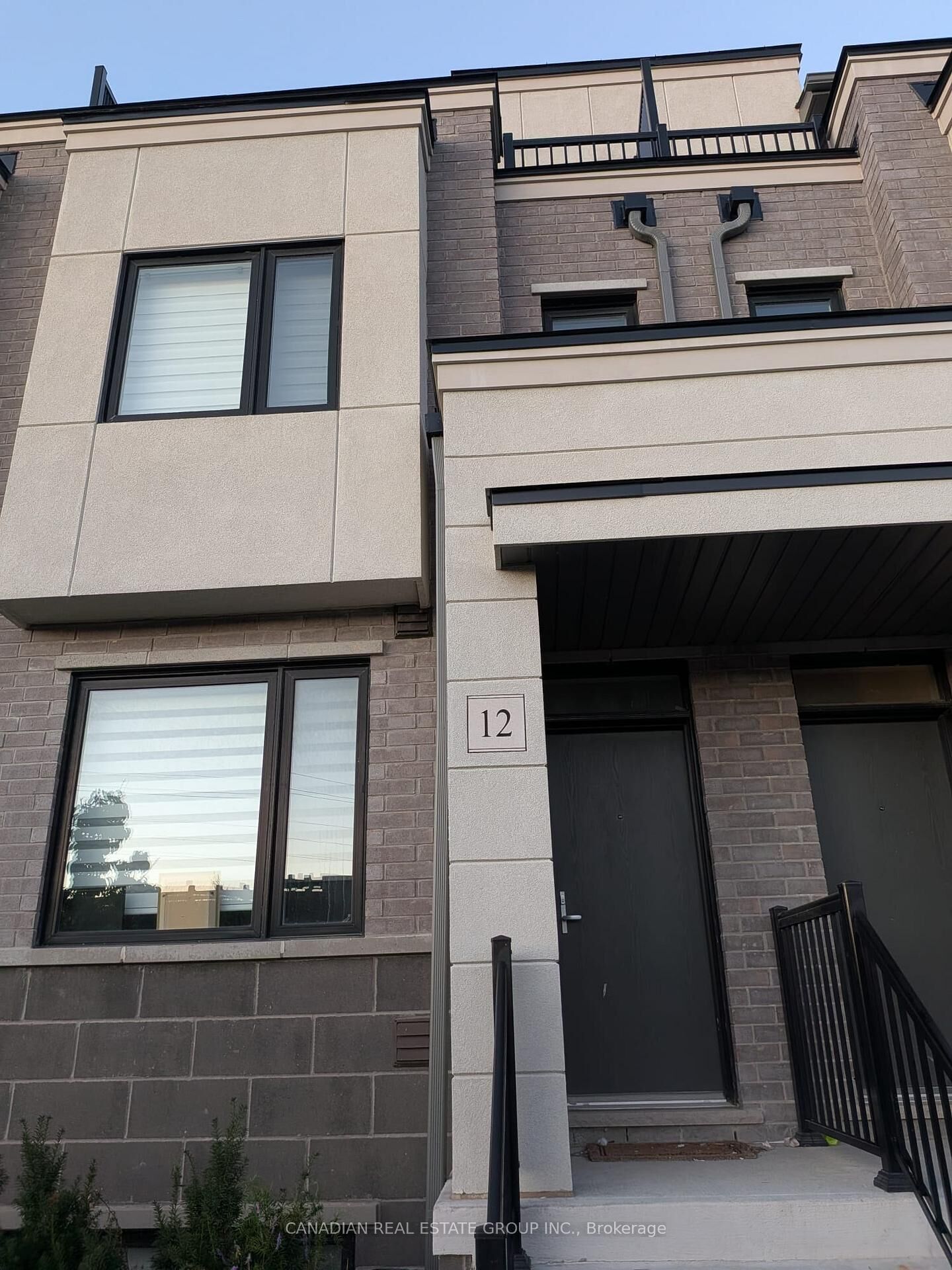 Property Photo:  12 Lambert Lane  ON L7E 2E1 