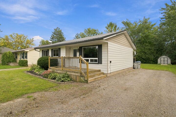 Property Photo:  170 Jarvis Street S  ON N0K 1W0 