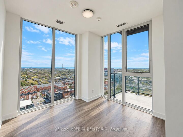 Property Photo: 5 Defries Street 2302 ON M5A 0W7