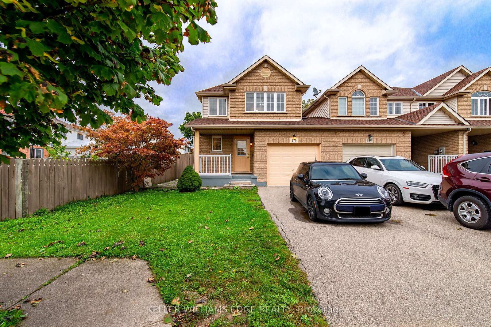 Property Photo:  119 Summers Drive Room C  ON L2V 5C7 