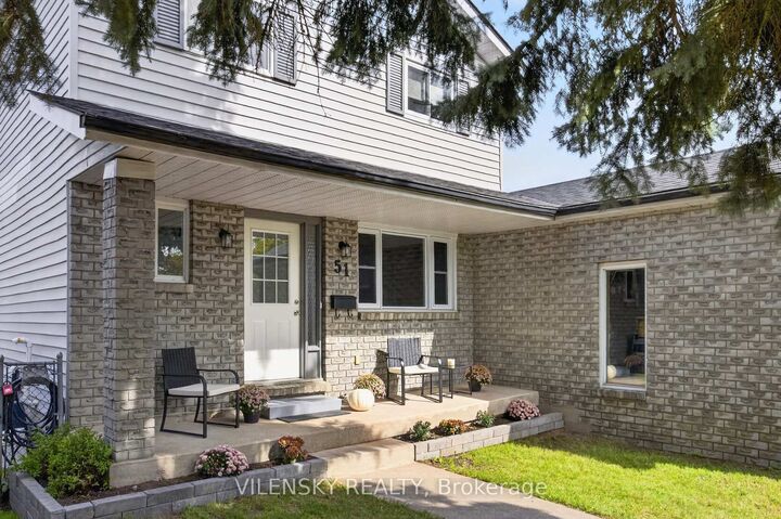 Property Photo: 51 McConkey Place ON L4N 6H4