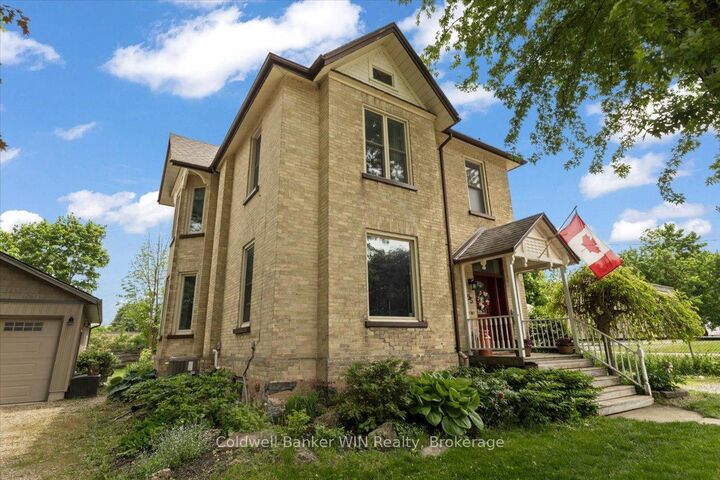 Property Photo:  95 John Street S  ON N0G 1Z0 