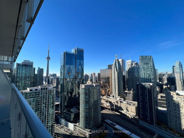Property Photo:  28 Freeland Street 4407  ON M5E 0E3 