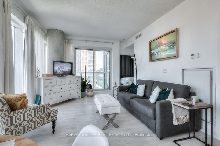Property Photo:  150 East Liberty Street 1312  ON M6K 3R5 