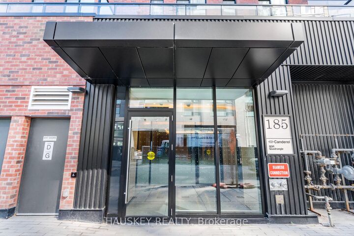 Property Photo:  185 Alberta Avenue 901  ON M6C 0A5 