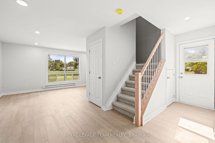 Property Photo: 193 Edwards Drive ON K7C 3R5