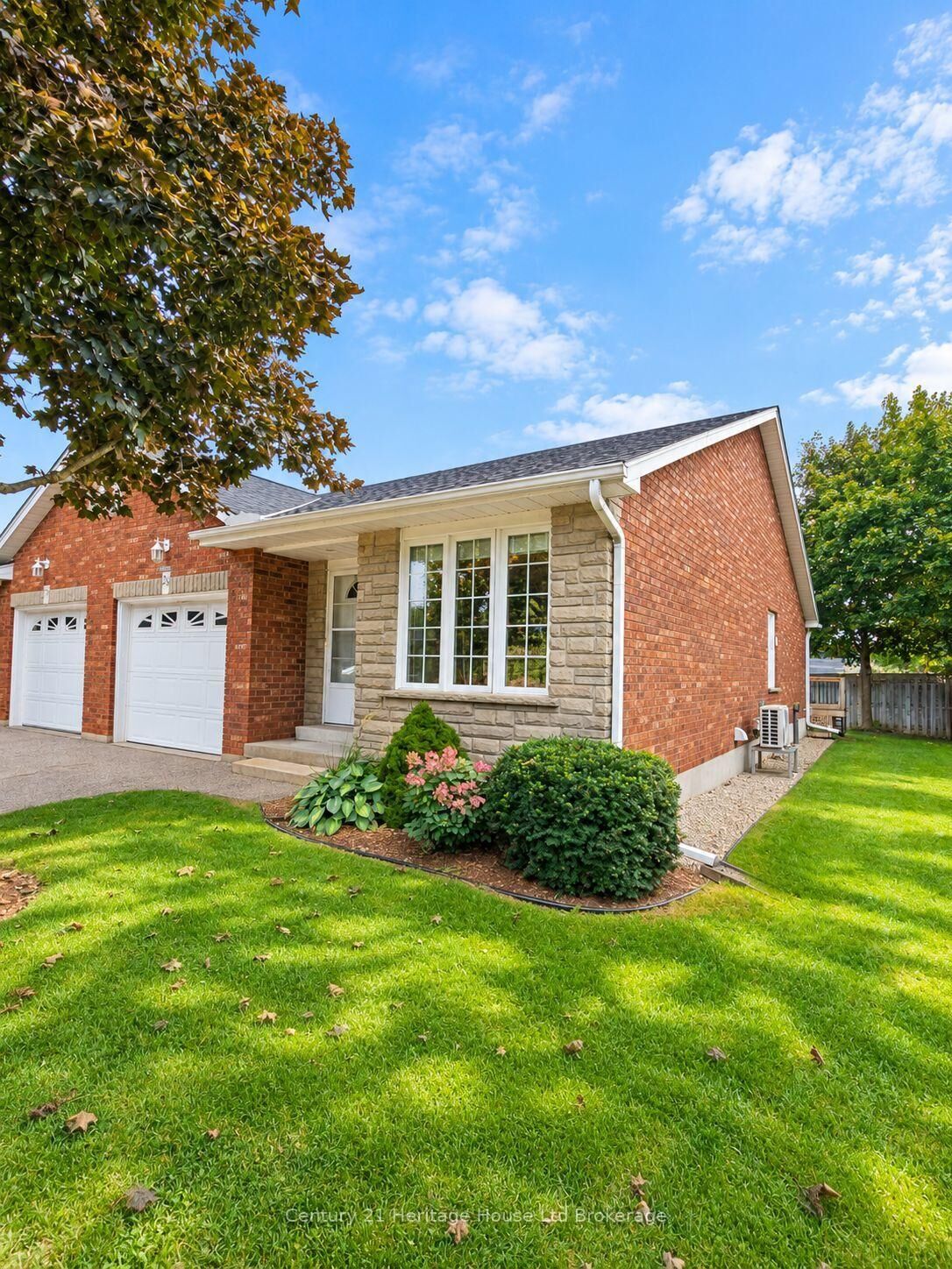 Property Photo:  928 Lorene Street 28  ON N4S 5N8 