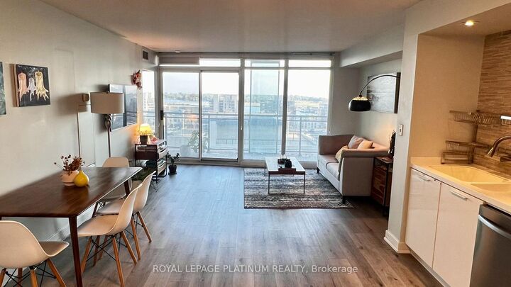 Property Photo: 25 Capreol Court 1510 ON M5V 3Z7