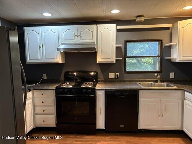 Property Photo:  661 Ulster Landing  NY 12477 