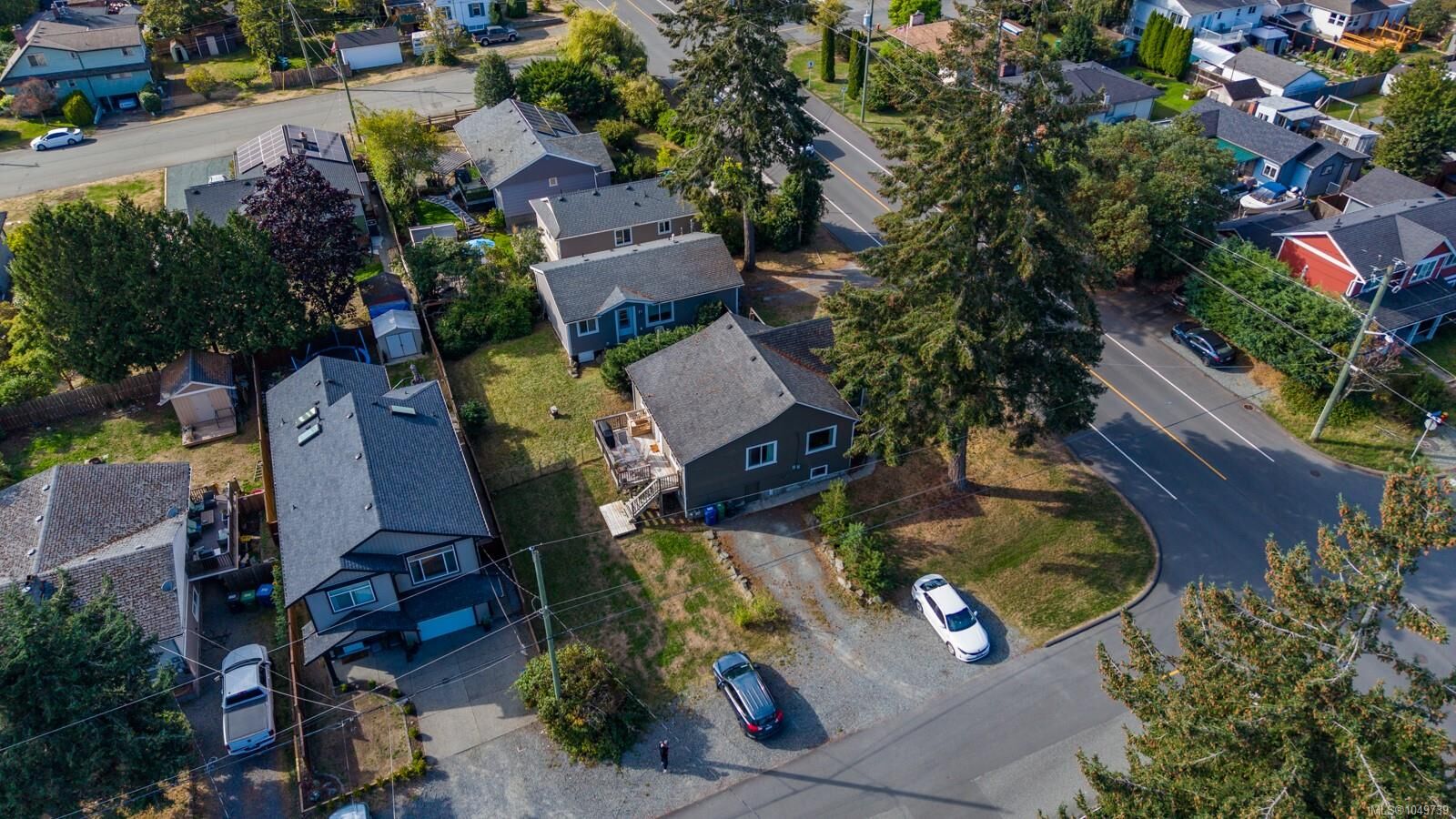 Property Photo:  980 Millstone Ave  BC V9S 5B6 