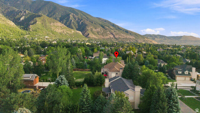 Property Photo:  37 Wanderwood Way  UT 84092 