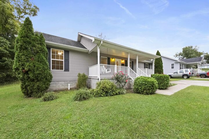 Property Photo:  1960 Pollard Road  KY 41101 