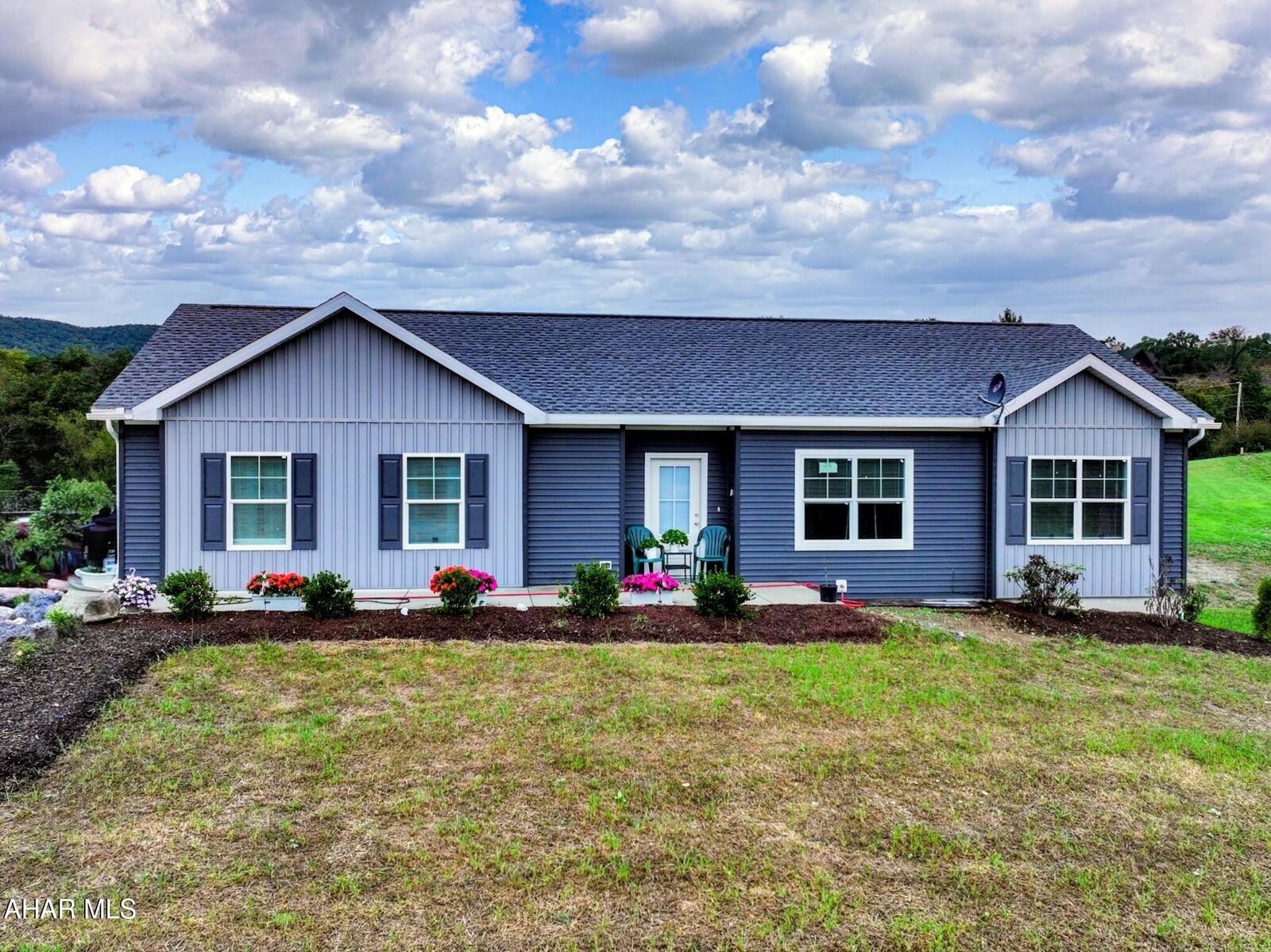 Property Photo:  499 Ritchey Bridge Road  PA 15537 