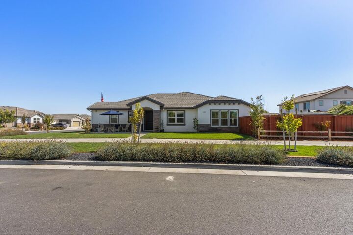 Property Photo: 919 Taylor Street CA 95694