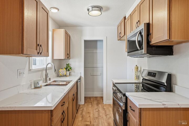 Property Photo: 220 Long Street CA 94585