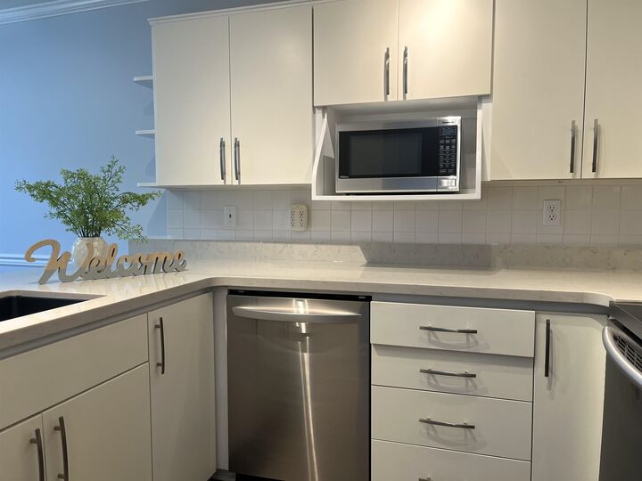 Property Photo:  19270 119 Avenue 17  BC V3Y 2J8 