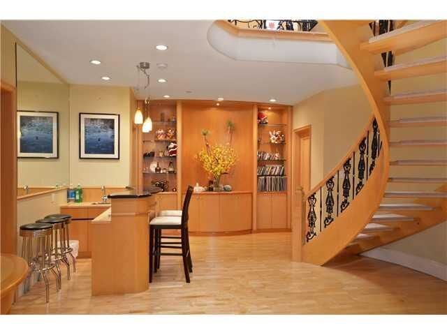 Property Photo:  2208 W 34th Avenue  BC V6M 1G6 