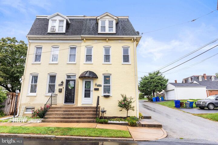Property Photo:  613 Ridge Avenue  PA 17403 