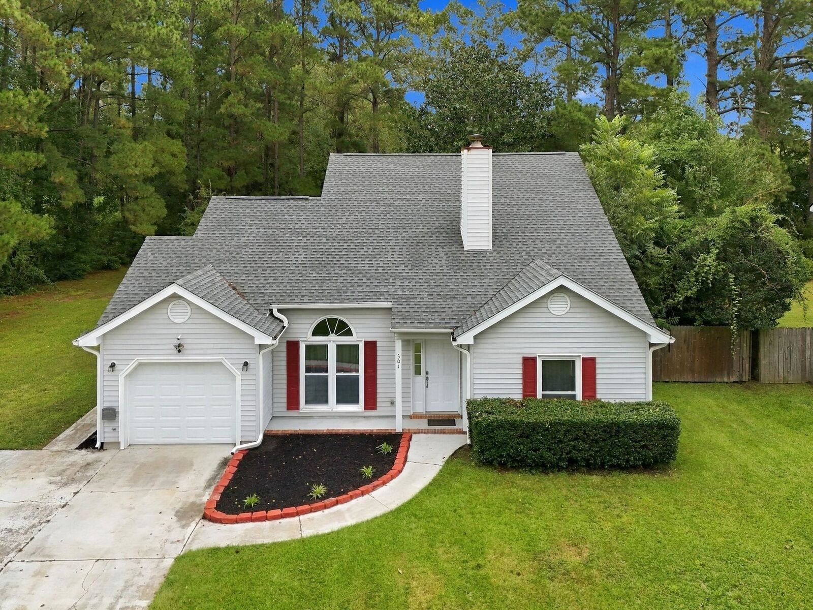 Property Photo:  301 Brandymill Blvd  SC 29588 