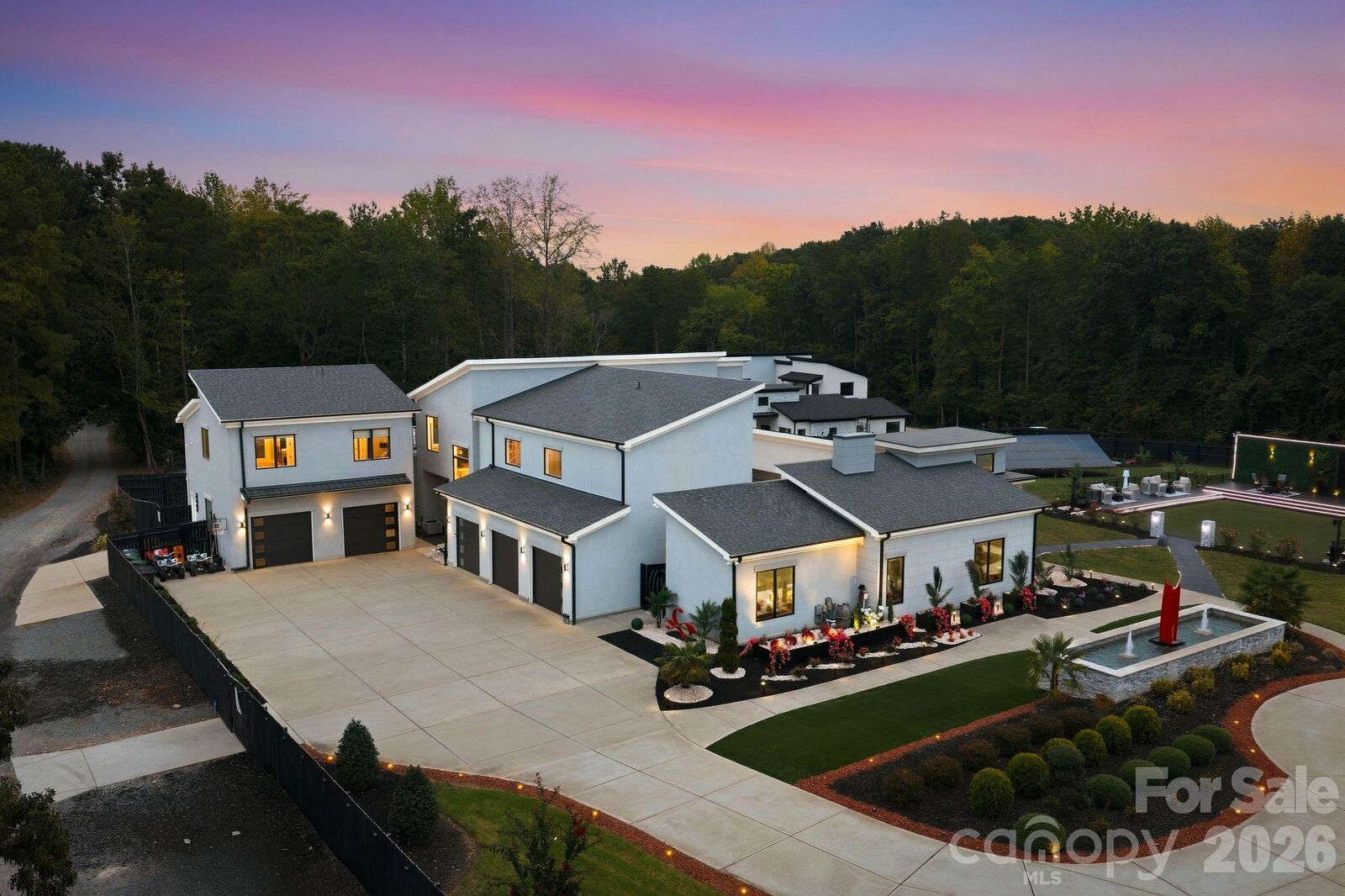 Property Photo:  15700 Youngblood Road  NC 28278 
