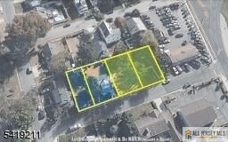 Property Photo:  13 Riverview Avenue  NJ 08817 