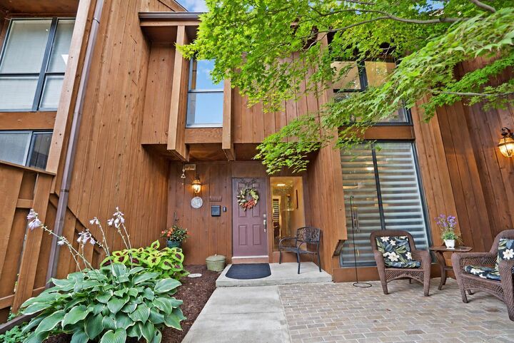 Property Photo: 4997 Chuckleberry Lane OH 43081