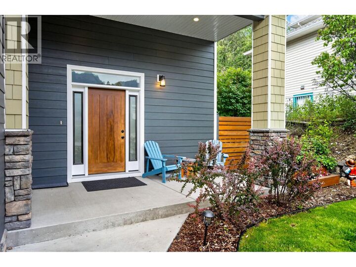 Property Photo:  882 Eagleson Crescent  BC V0K 1V0 