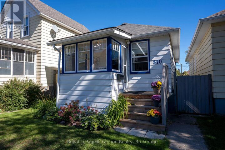 Property Photo:  510 Syndicate Avenue North  ON P7C 3X1 