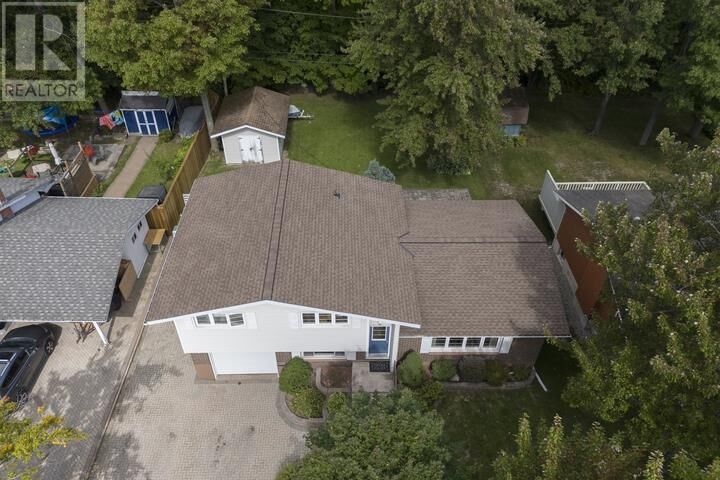 Property Photo:  38 Northwood St  ON P6B 4M4 