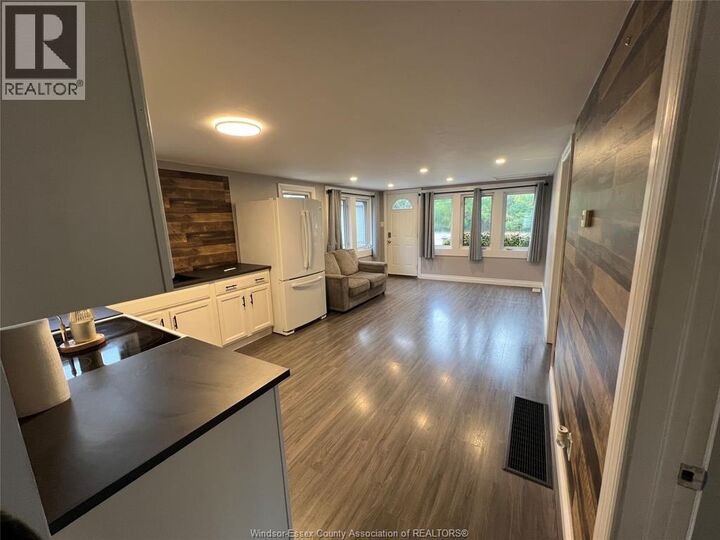 Property Photo:  1553 South Cameron  ON N9B 3C8 