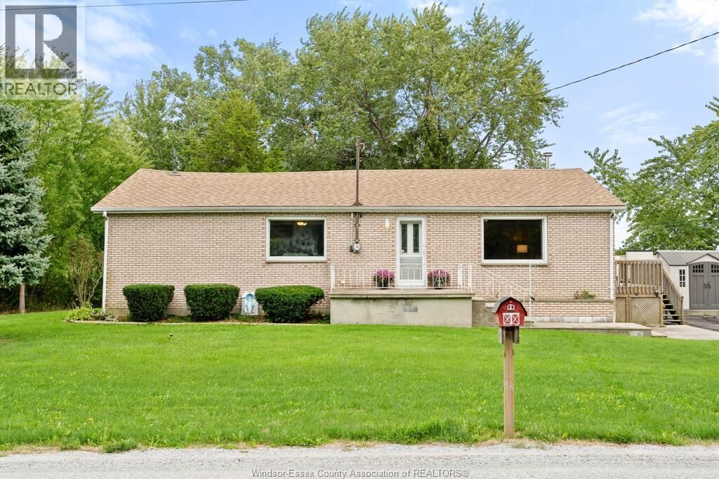 Property Photo:  20725 Morris Road  ON N0P 2L0 
