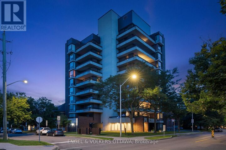 Property Photo:  400 Laurier Street East 8A  ON K1N 8Y2 