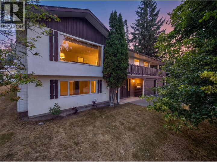 Property Photo:  804 28th Avenue South  BC V1C 3K1 