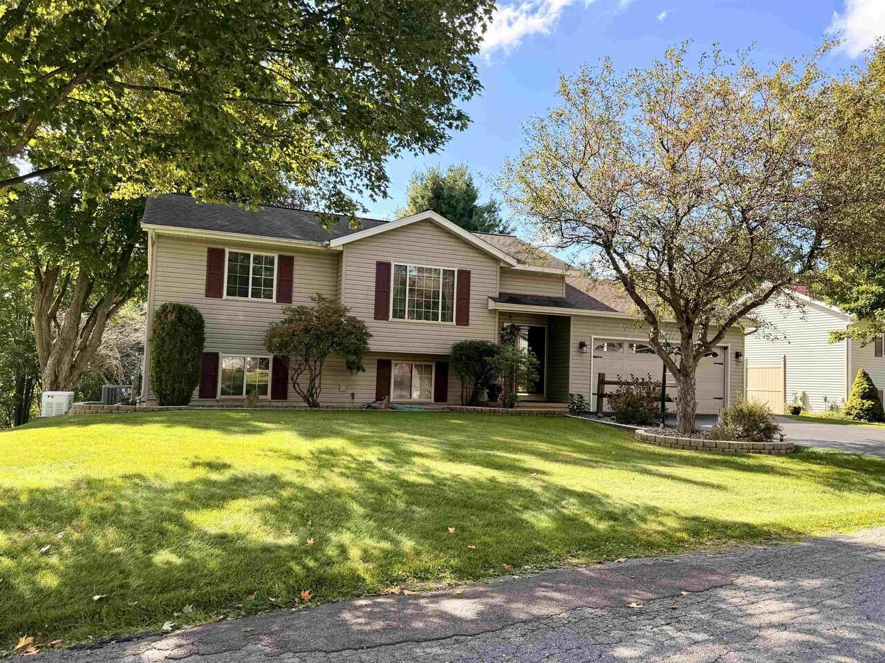 Property Photo: 1307 Jackson Street WI 54403