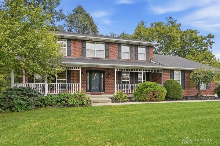 Property Photo: 6940 Crown Pointe Drive OH 45011