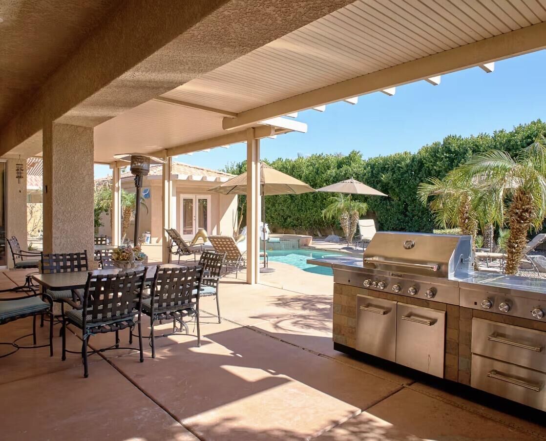 Property Photo: 74075 W Petunia Place CA 92211