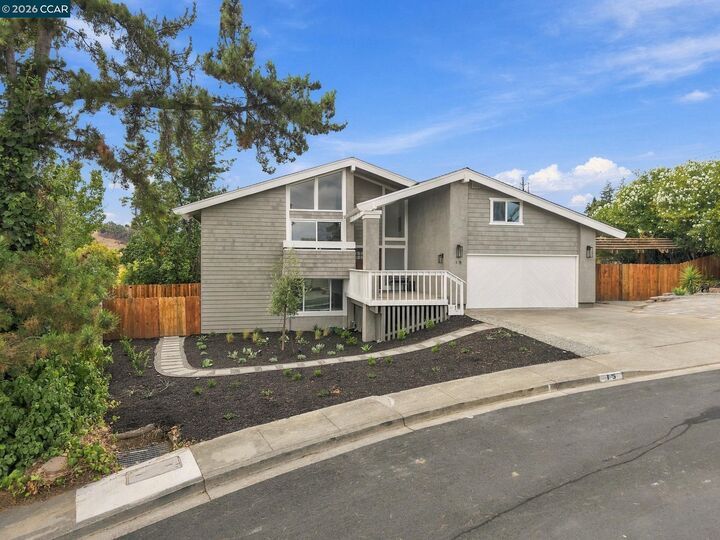 Property Photo: 15 Citadel Ct CA 94523