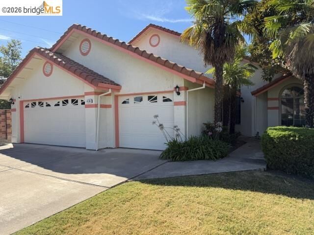 Property Photo: 4104 Sturgeon Rd CA 95219
