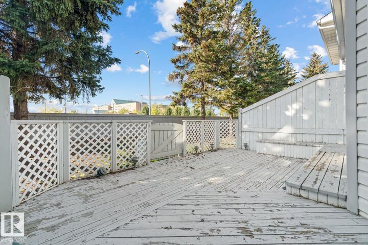 Property Photo:  3311 58 Street NW 26  AB T6L 6X3 