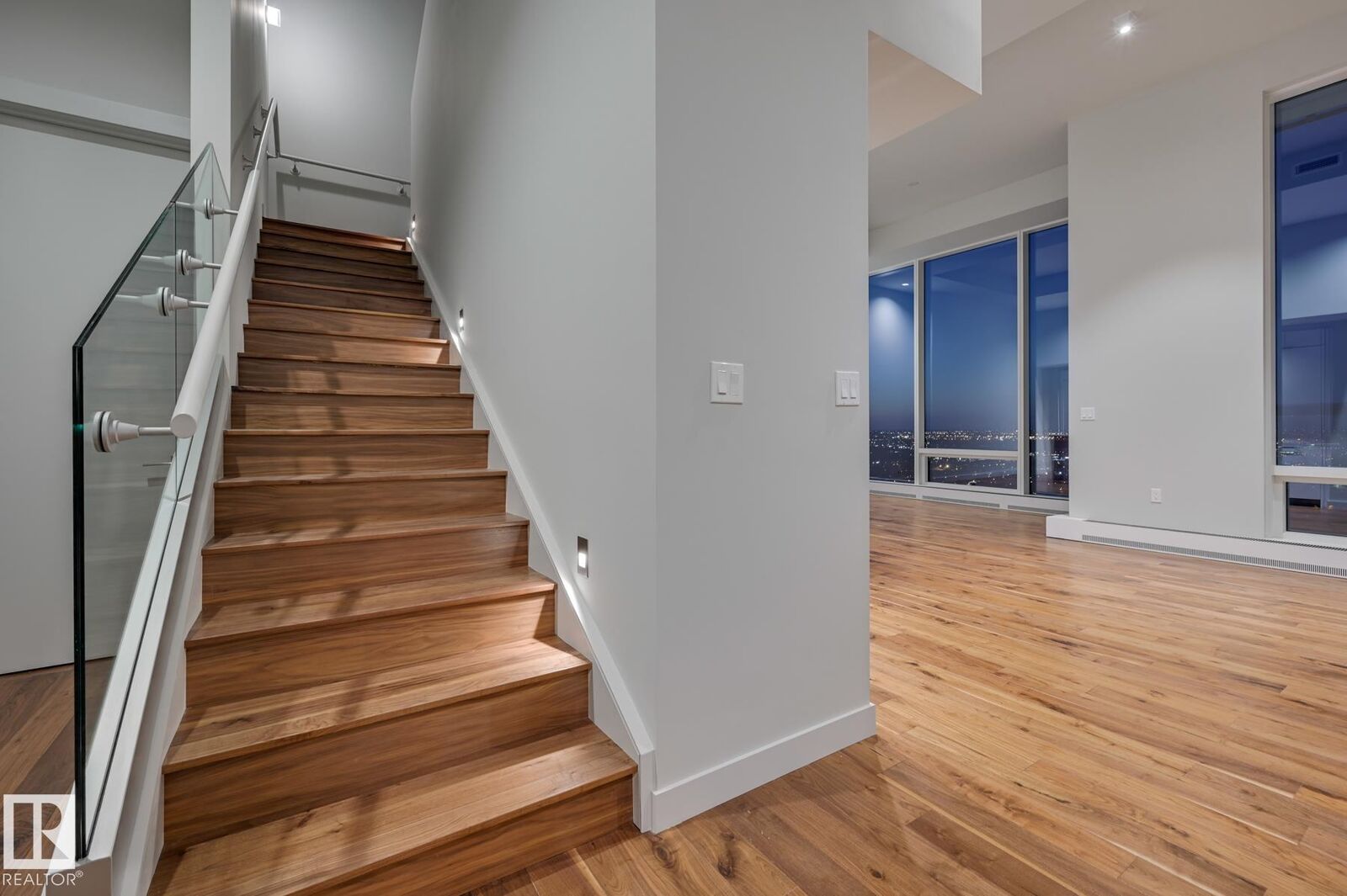 Property Photo:  10360 102 Street NW 2302  AB T5J 0K6 