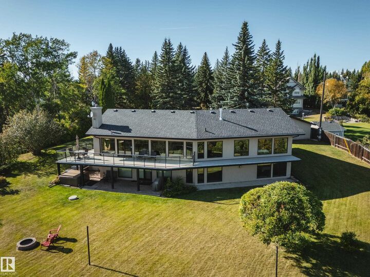 Property Photo:  240 Grandisle Point(E) NW  AB T6M 2P1 