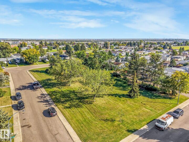 Property Photo:  13524 62 Street NW  AB T5A 0V9 