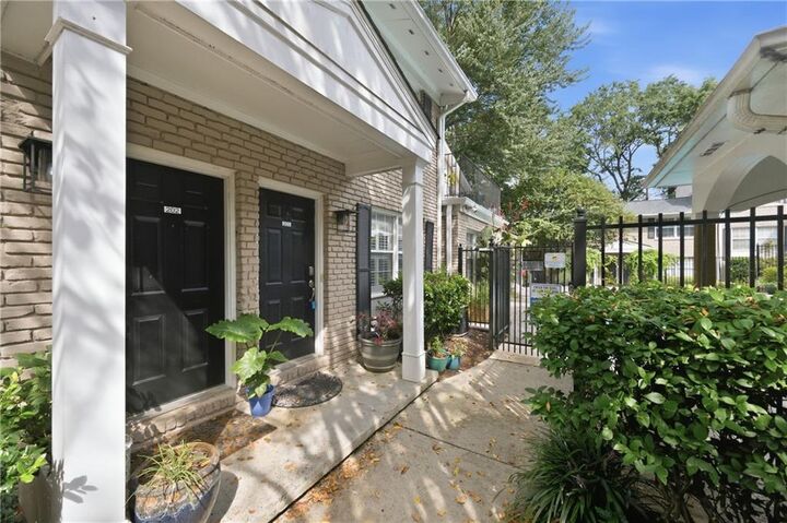 Property Photo: 2232 Dunseath Avenue NW 203 GA 30318
