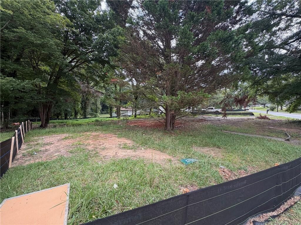 Property Photo: 2108 Fairburn Road SW GA 30331