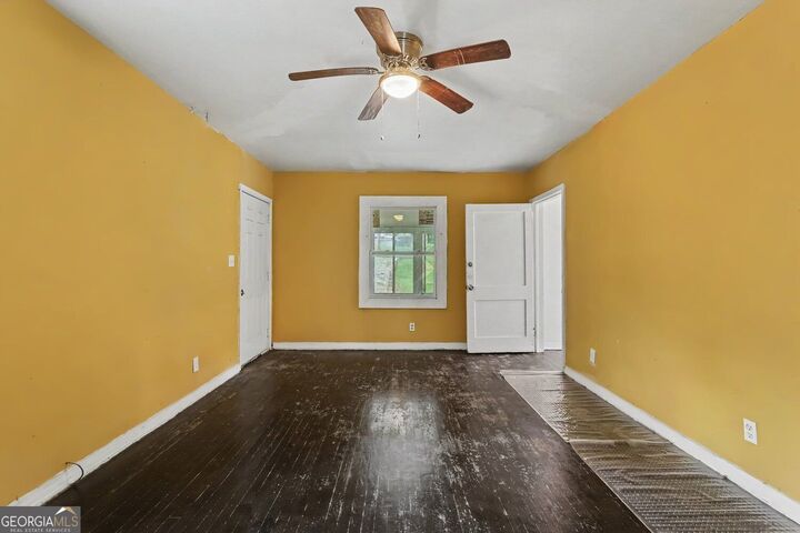 Property Photo: 1239 Eastland Road SE GA 30316