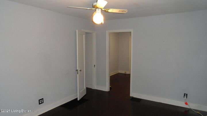 Property Photo: 127 Kennedy Ave 2 KY 40206