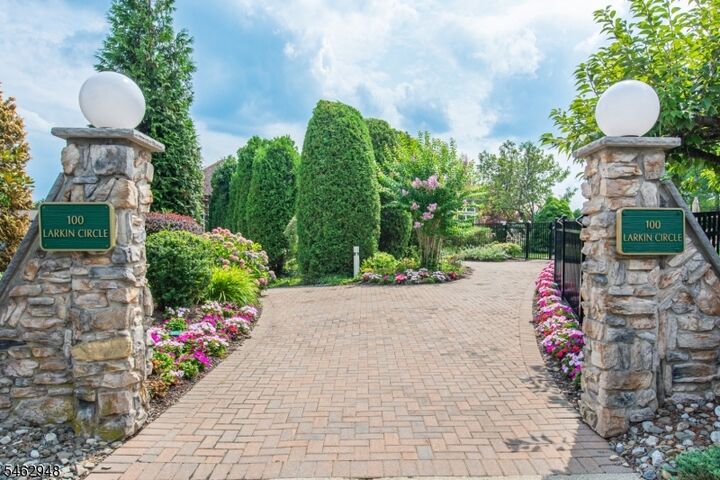 Property Photo: 61 Colton Cir 61 NJ 07052