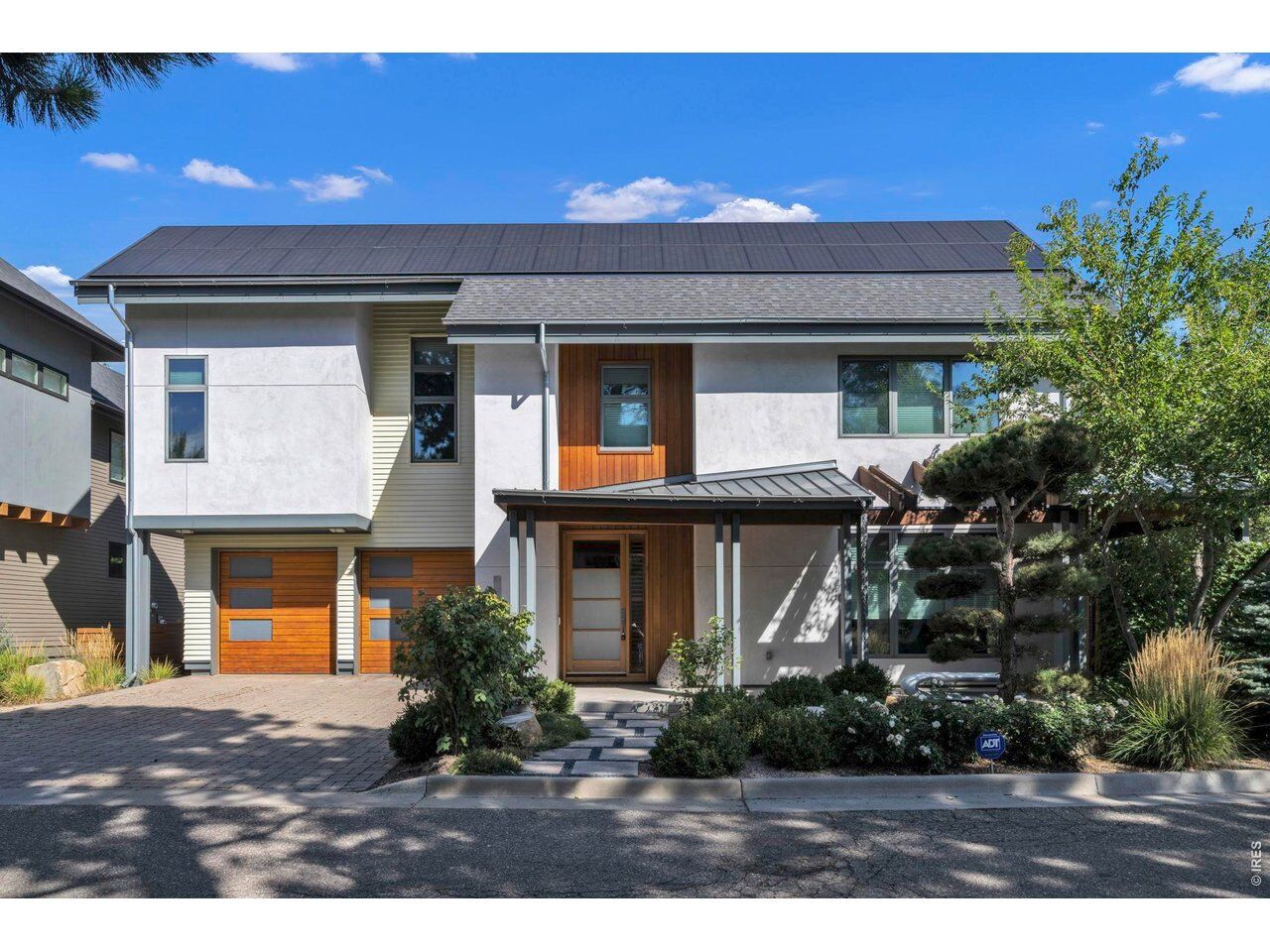 Property Photo: 3979 Springleaf Ln CO 80304