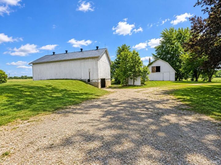 Property Photo:  5638 E US 6 Highway  IN 46755 